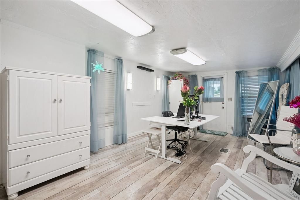 For Sale: $449,000 (4 beds, 2 baths, 1776 Square Feet)