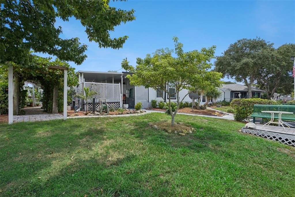 For Sale: $449,000 (4 beds, 2 baths, 1776 Square Feet)