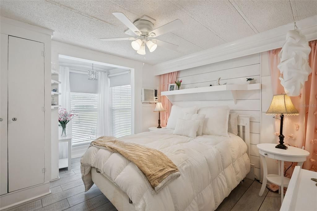 For Sale: $449,000 (4 beds, 2 baths, 1776 Square Feet)