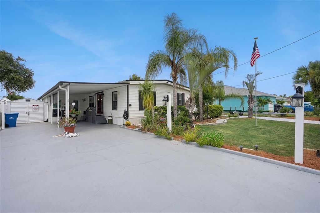 For Sale: $449,000 (4 beds, 2 baths, 1776 Square Feet)