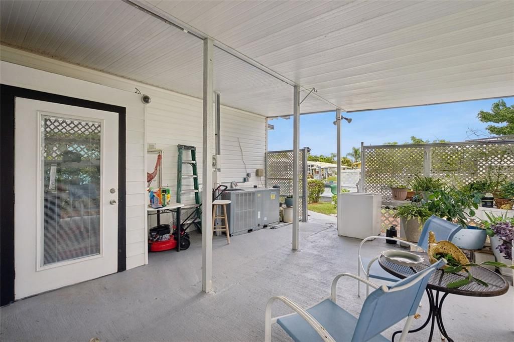 For Sale: $449,000 (4 beds, 2 baths, 1776 Square Feet)