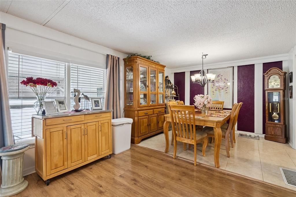 For Sale: $449,000 (4 beds, 2 baths, 1776 Square Feet)