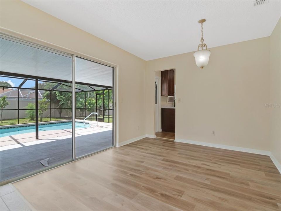 For Sale: $417,000 (4 beds, 2 baths, 1937 Square Feet)