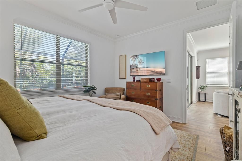 For Sale: $495,000 (3 beds, 2 baths, 1427 Square Feet)