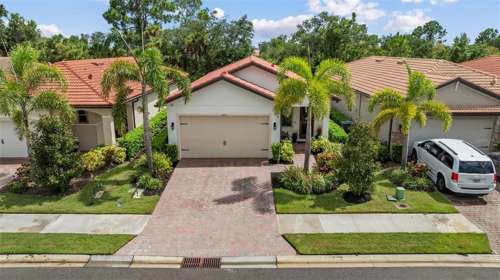 For Sale: $495,000 (3 beds, 2 baths, 1427 Square Feet)