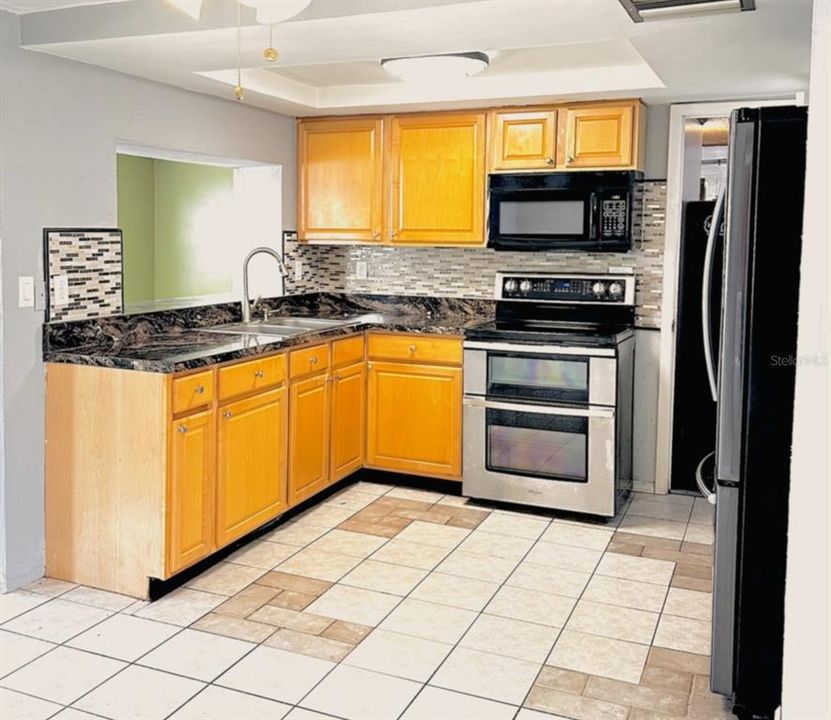 En Venta: $225,000 (2 camas, 2 baños, 1125 Pies cuadrados)