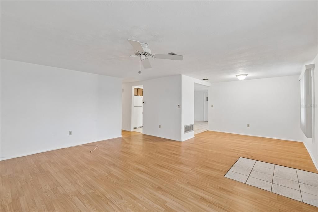 En Venta: $244,900 (2 camas, 2 baños, 1368 Pies cuadrados)