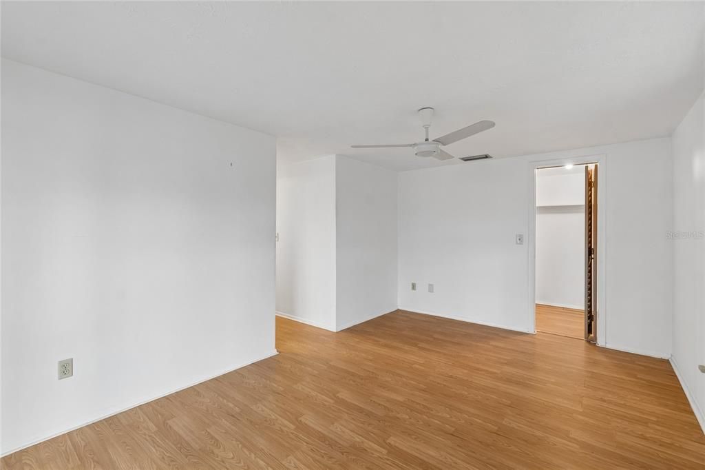 En Venta: $244,900 (2 camas, 2 baños, 1368 Pies cuadrados)