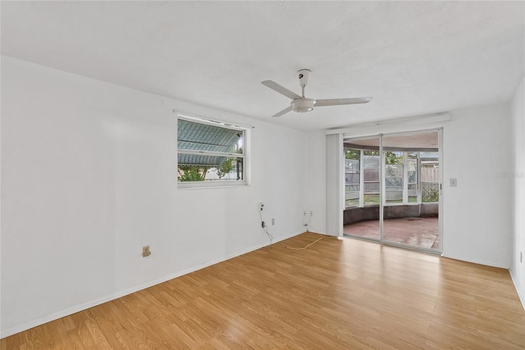 En Venta: $244,900 (2 camas, 2 baños, 1368 Pies cuadrados)
