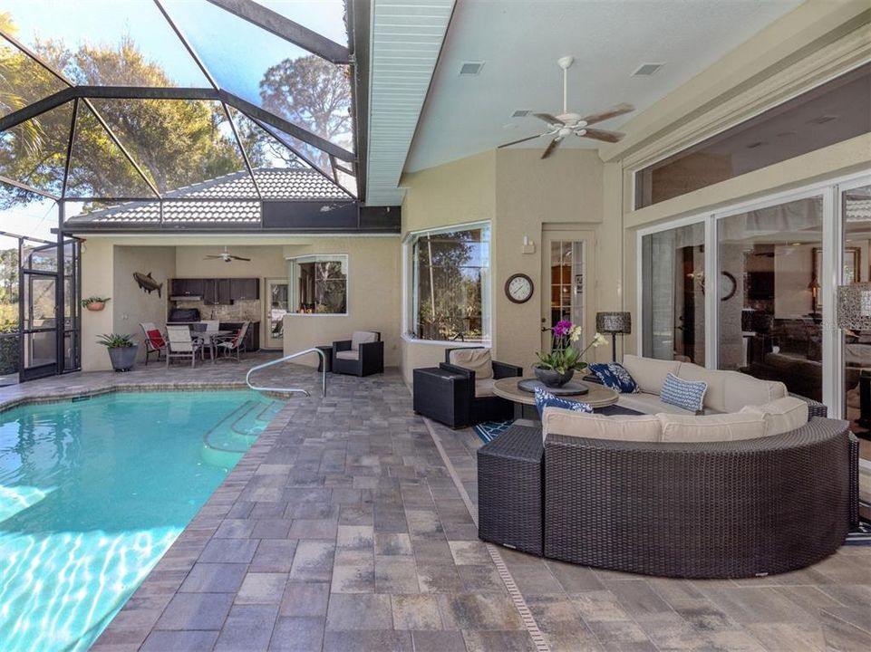 For Sale: $1,095,000 (3 beds, 3 baths, 3220 Square Feet)