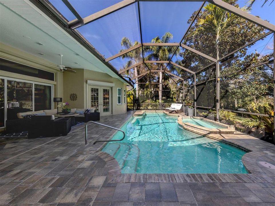 For Sale: $1,095,000 (3 beds, 3 baths, 3220 Square Feet)