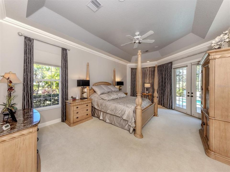 For Sale: $1,095,000 (3 beds, 3 baths, 3220 Square Feet)