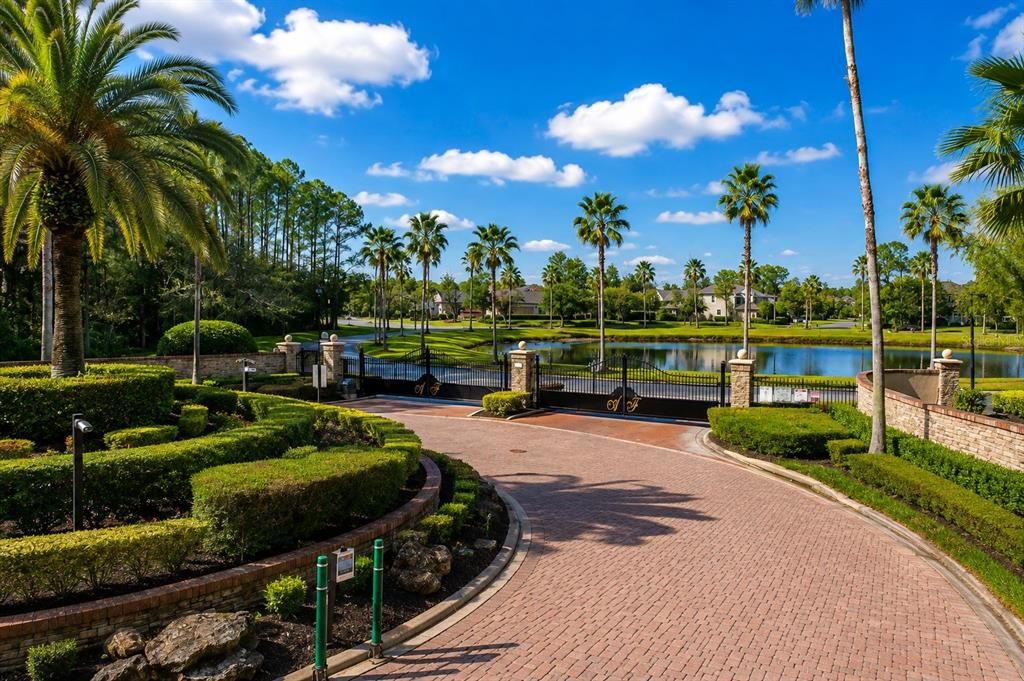 For Sale: $645,000 (4 beds, 3 baths, 2833 Square Feet)