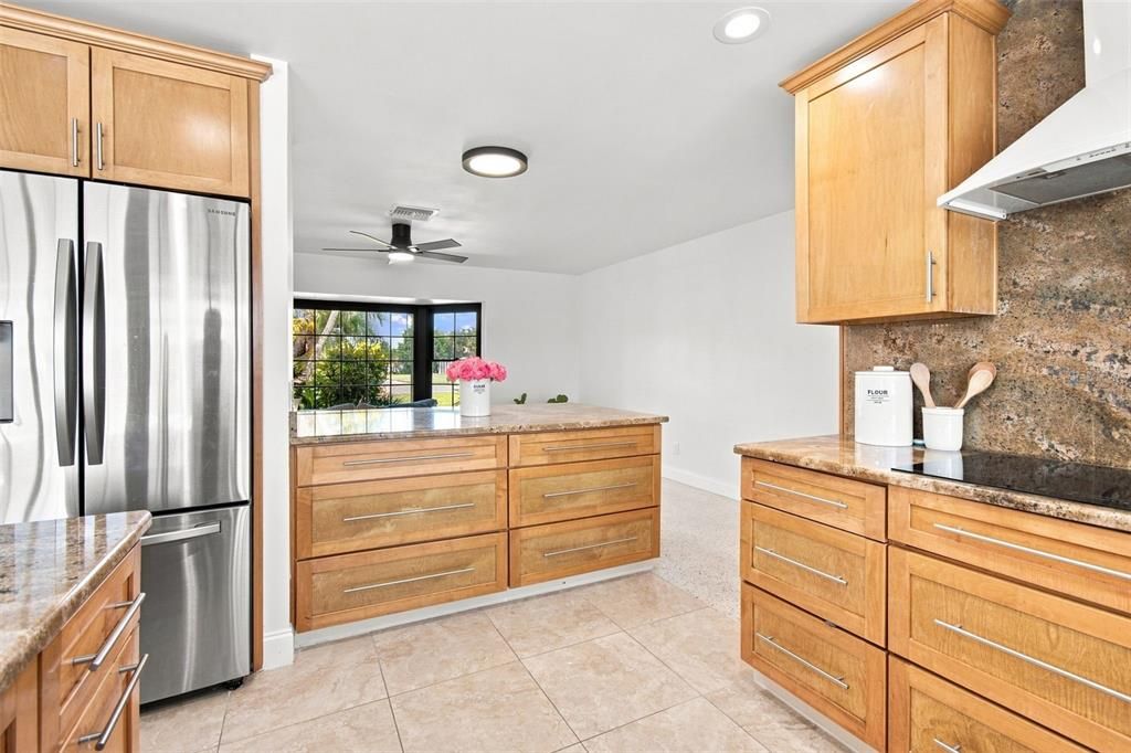 En Venta: $1,350,000 (3 camas, 3 baños, 1862 Pies cuadrados)