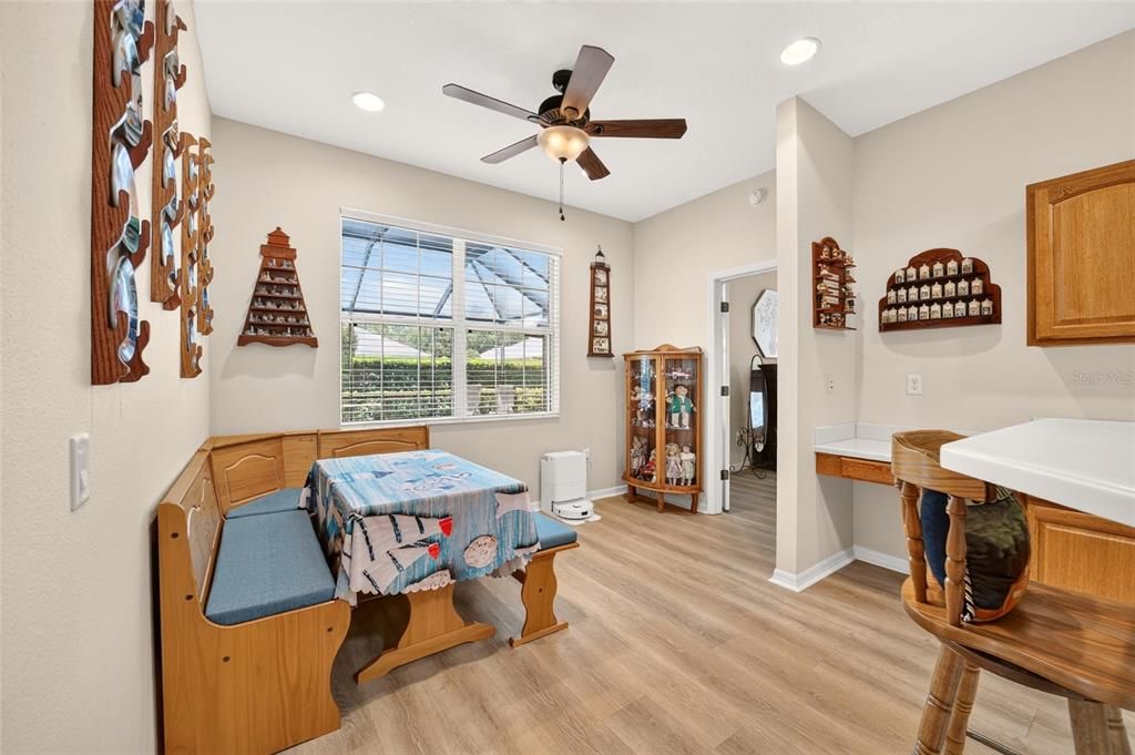 For Sale: $349,999 (3 beds, 2 baths, 1720 Square Feet)