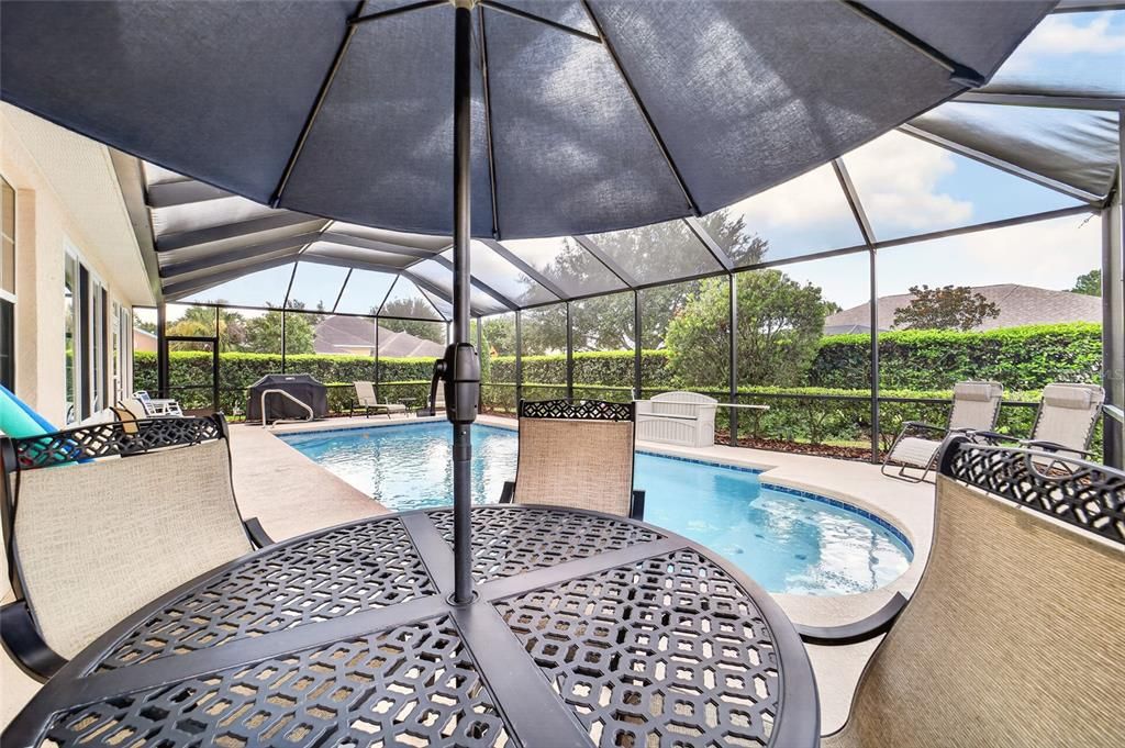 For Sale: $349,999 (3 beds, 2 baths, 1720 Square Feet)