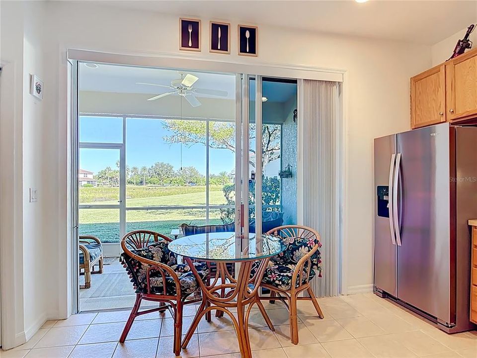 For Sale: $225,000 (2 beds, 2 baths, 1268 Square Feet)