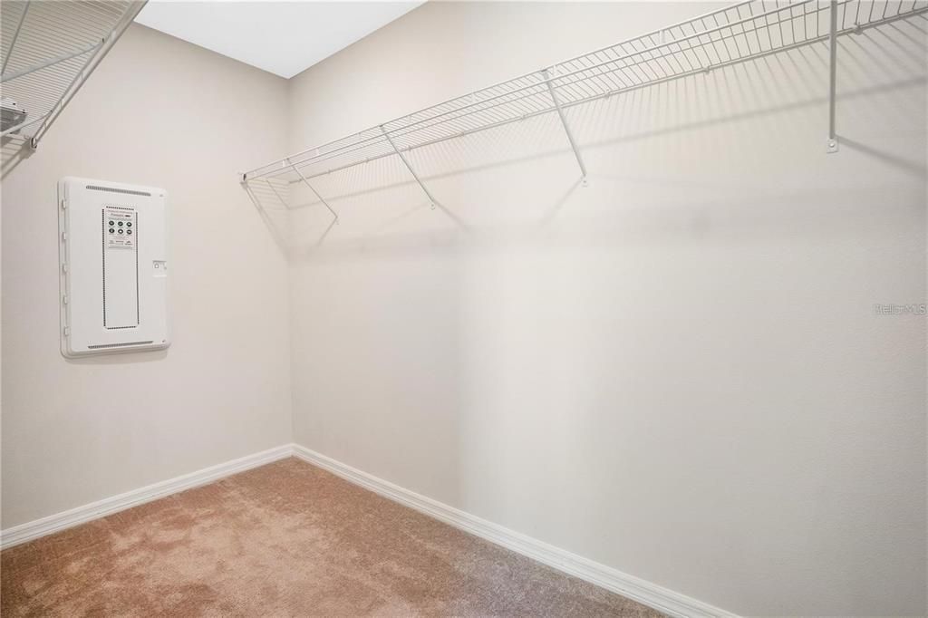 En Renta: $2,400 (3 camas, 2 baños, 1760 Pies cuadrados)