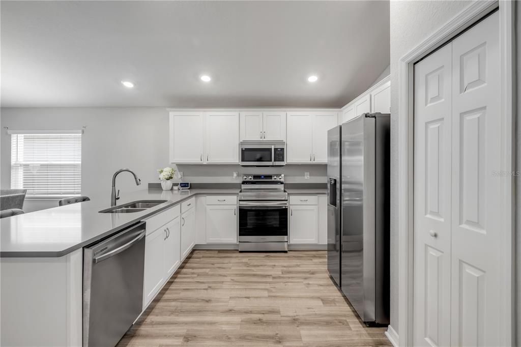 En Venta: $316,000 (3 camas, 2 baños, 1597 Pies cuadrados)