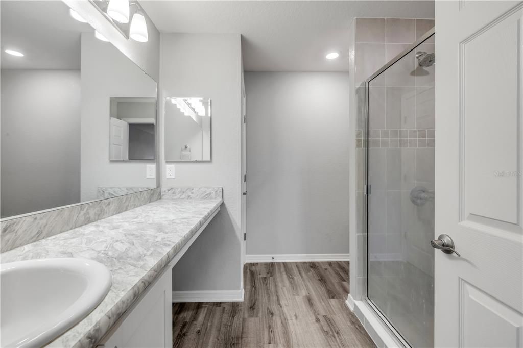 En Venta: $316,000 (3 camas, 2 baños, 1597 Pies cuadrados)