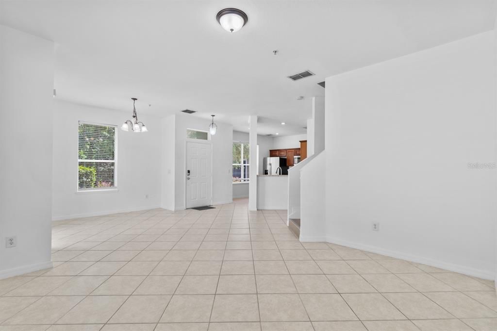 For Rent: $2,195 (3 beds, 2 baths, 1530 Square Feet)