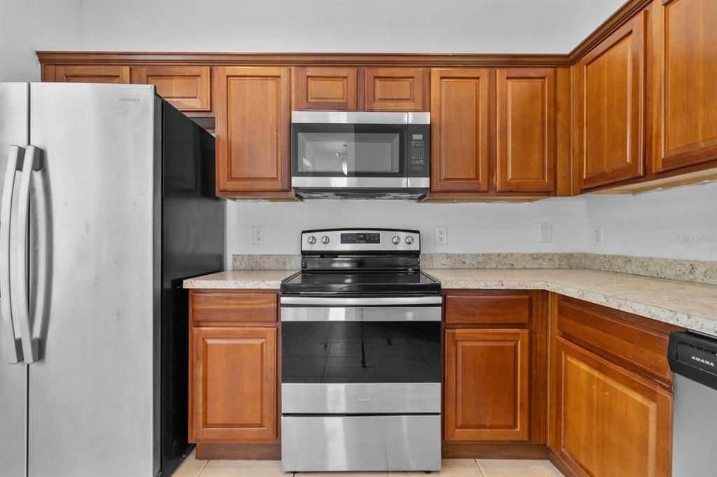 For Rent: $2,195 (3 beds, 2 baths, 1530 Square Feet)
