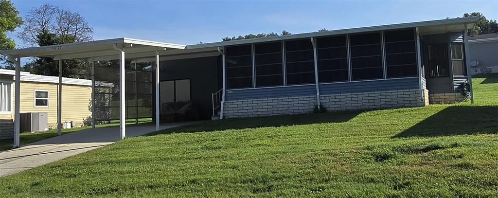 For Sale: $125,000 (2 beds, 2 baths, 970 Square Feet)