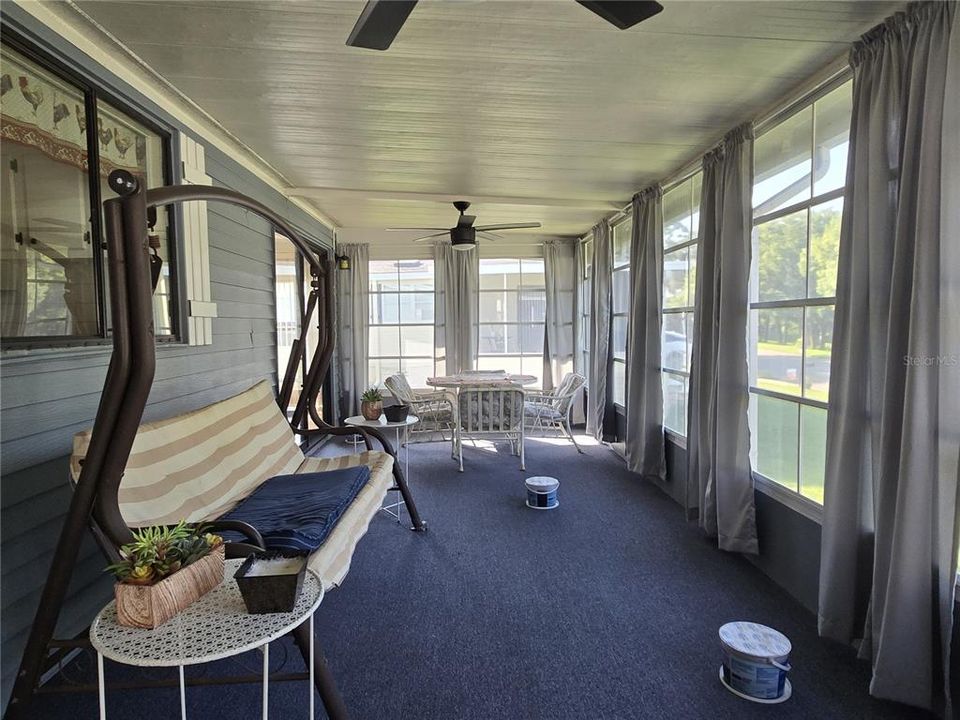 For Sale: $125,000 (2 beds, 2 baths, 970 Square Feet)