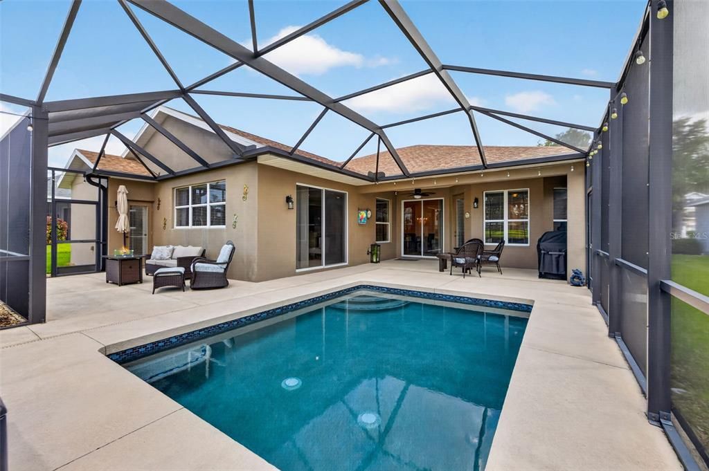 For Sale: $500,000 (4 beds, 3 baths, 2228 Square Feet)