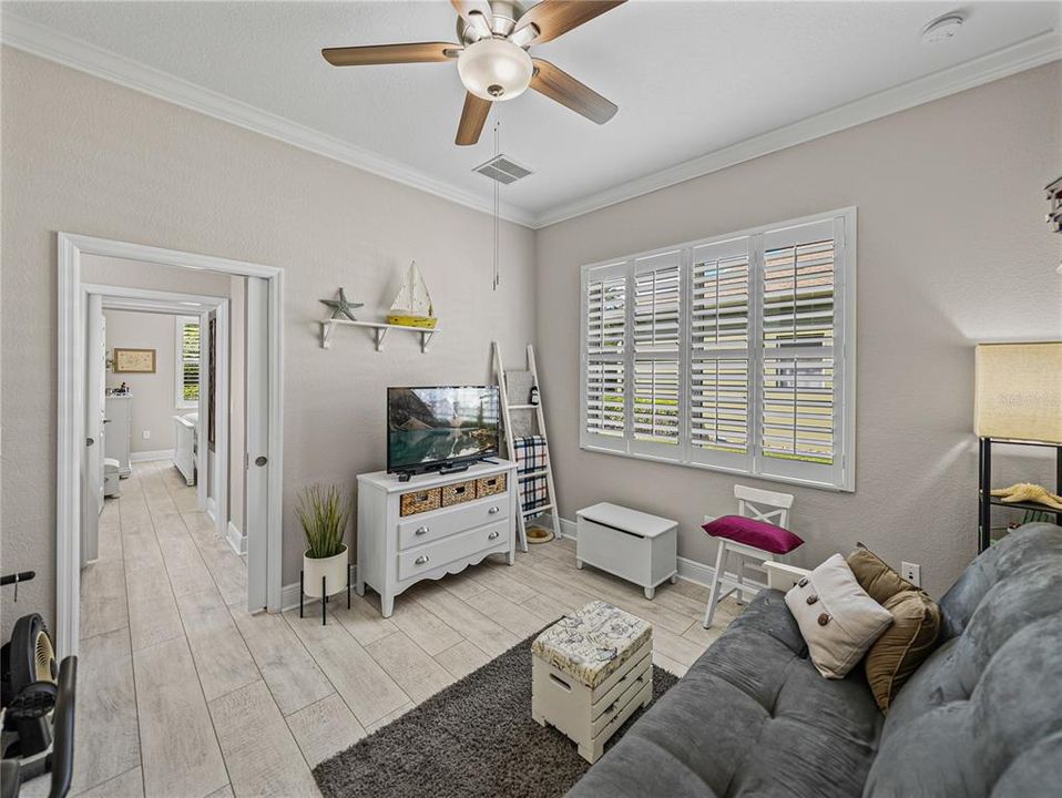 En Venta: $460,000 (3 camas, 2 baños, 2056 Pies cuadrados)