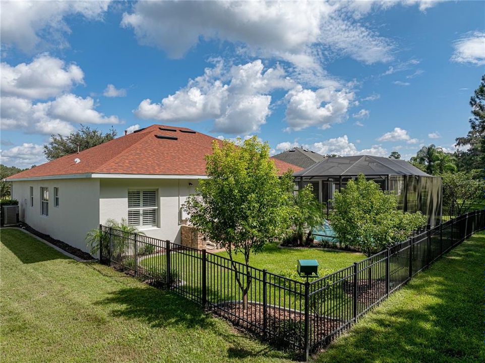 En Venta: $460,000 (3 camas, 2 baños, 2056 Pies cuadrados)