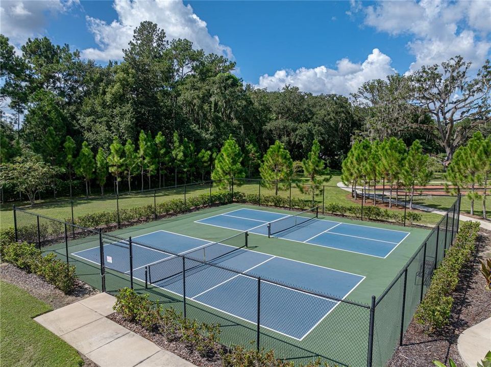 En Venta: $460,000 (3 camas, 2 baños, 2056 Pies cuadrados)