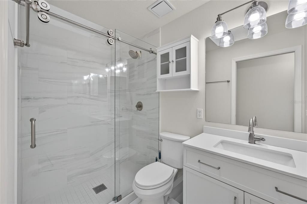 For Sale: $344,900 (3 beds, 1 baths, 1210 Square Feet)