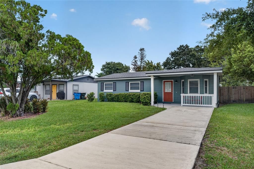 For Sale: $344,900 (3 beds, 1 baths, 1210 Square Feet)