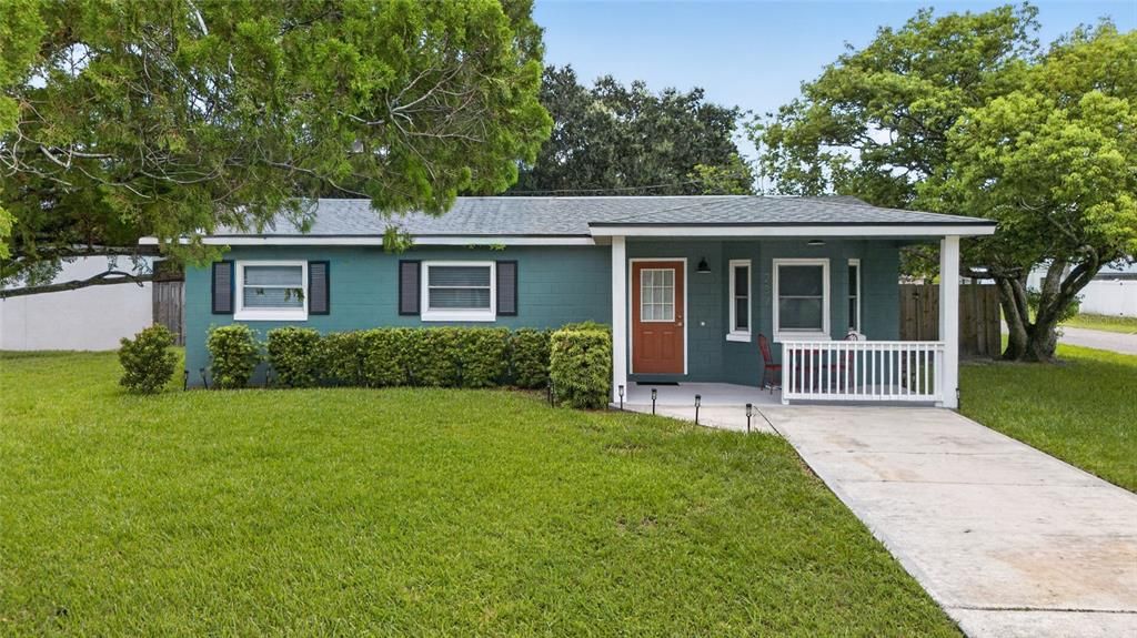 For Sale: $344,900 (3 beds, 1 baths, 1210 Square Feet)
