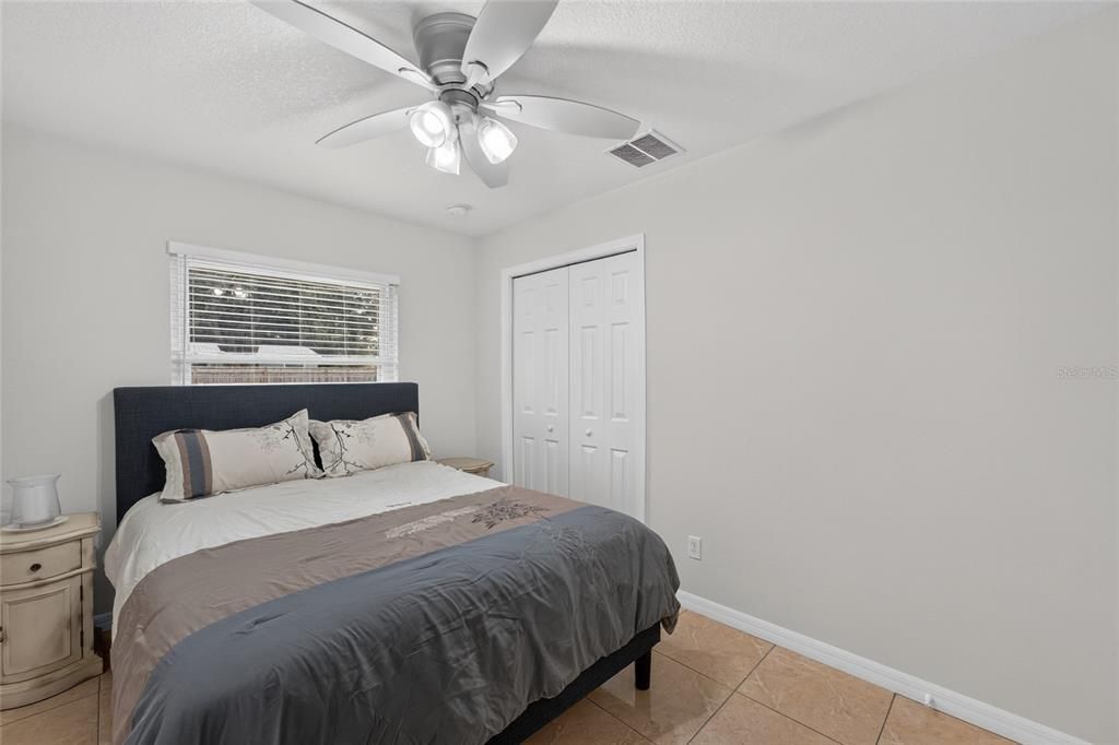 For Sale: $344,900 (3 beds, 1 baths, 1210 Square Feet)