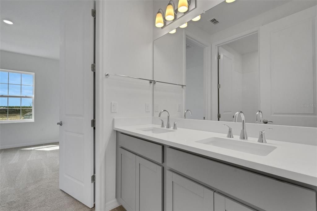 For Sale: $349,990 (4 beds, 3 baths, 2519 Square Feet)