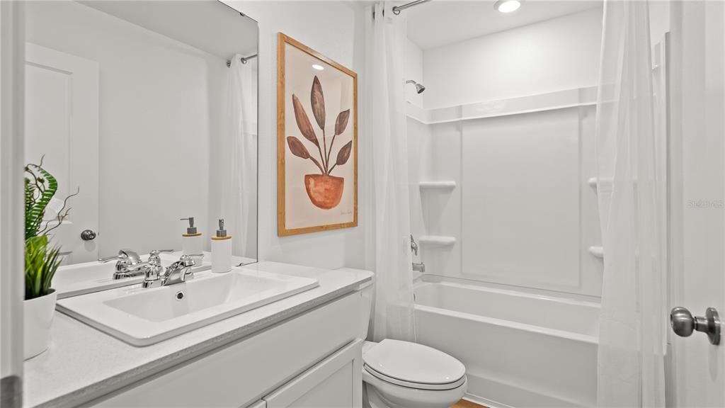 En Venta: $239,990 (3 camas, 2 baños, 1570 Pies cuadrados)