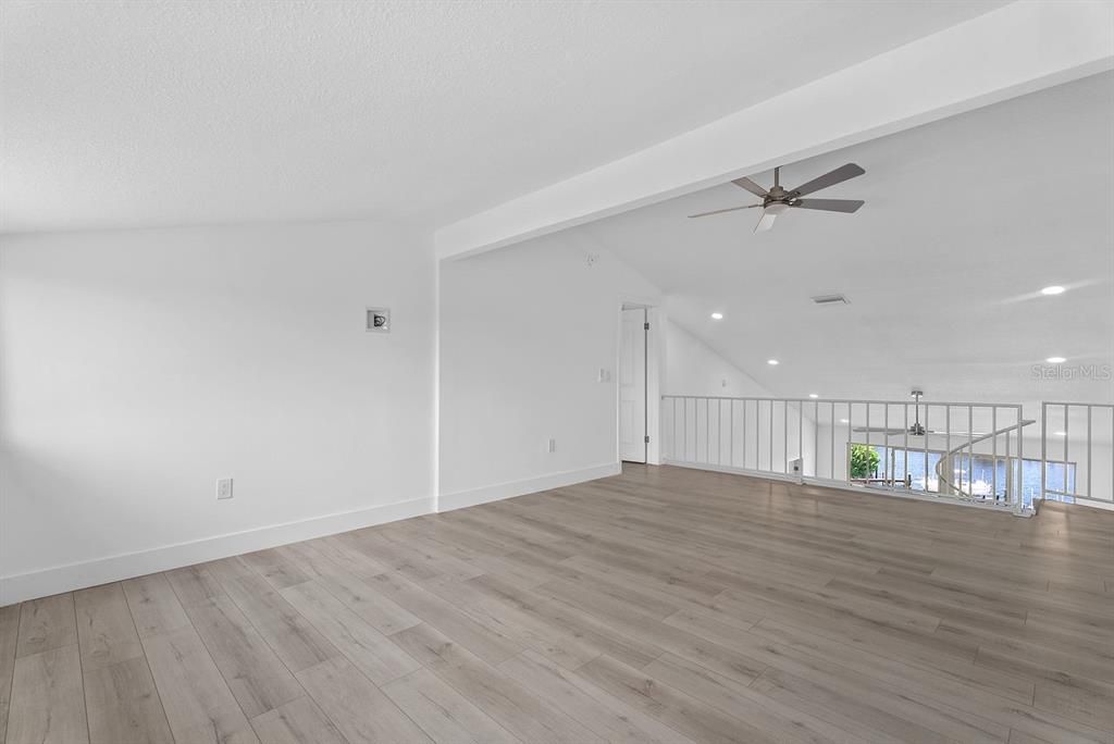 For Sale: $589,000 (3 beds, 3 baths, 1988 Square Feet)