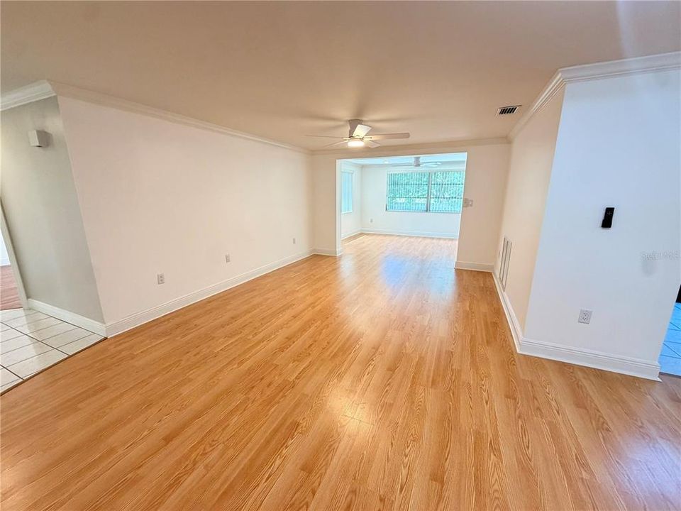 На продажу: $239,900 (3 спален, 2 ванн, 1344 Квадратных фут)