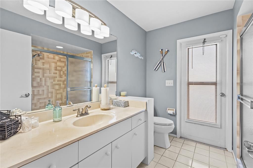 For Sale: $620,000 (3 beds, 2 baths, 2589 Square Feet)