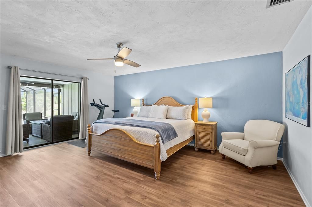 For Sale: $620,000 (3 beds, 2 baths, 2589 Square Feet)