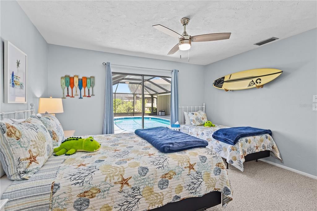 For Sale: $620,000 (3 beds, 2 baths, 2589 Square Feet)