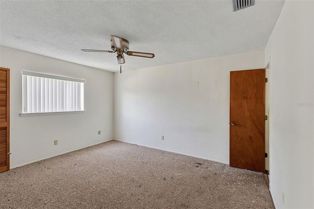 For Sale: $174,900 (3 beds, 1 baths, 1122 Square Feet)