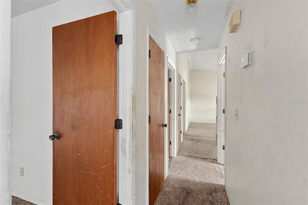 For Sale: $174,900 (3 beds, 1 baths, 1122 Square Feet)