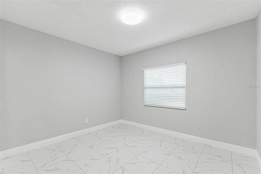 For Sale: $347,000 (4 beds, 2 baths, 1249 Square Feet)