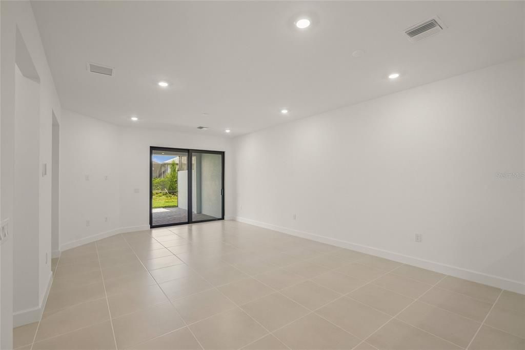 For Rent: $2,895 (2 beds, 2 baths, 1448 Square Feet)
