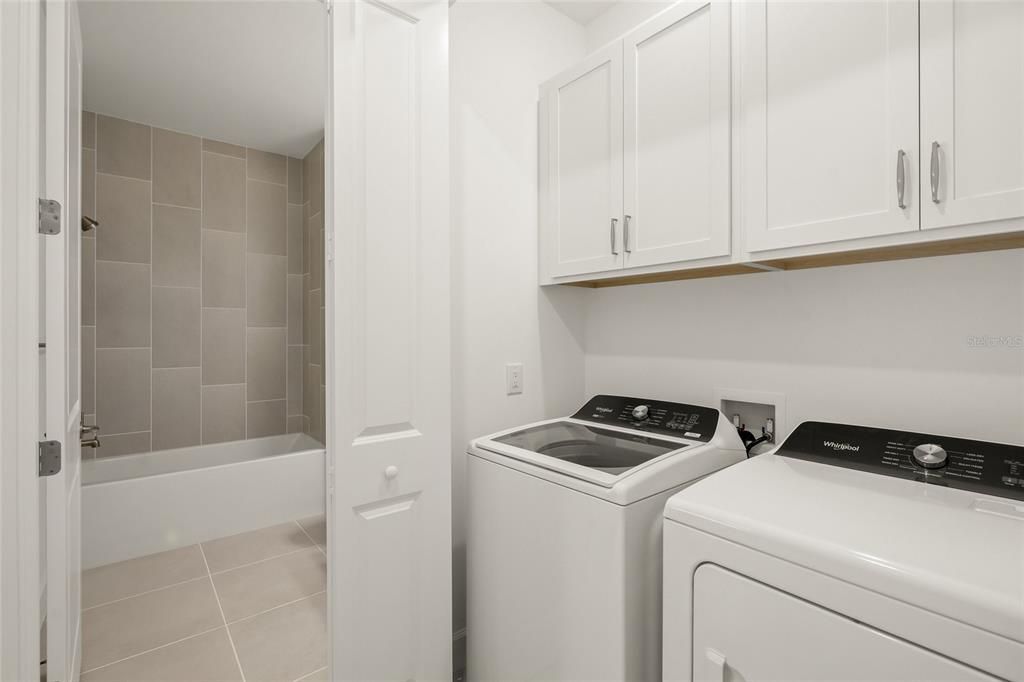 For Rent: $2,895 (2 beds, 2 baths, 1448 Square Feet)