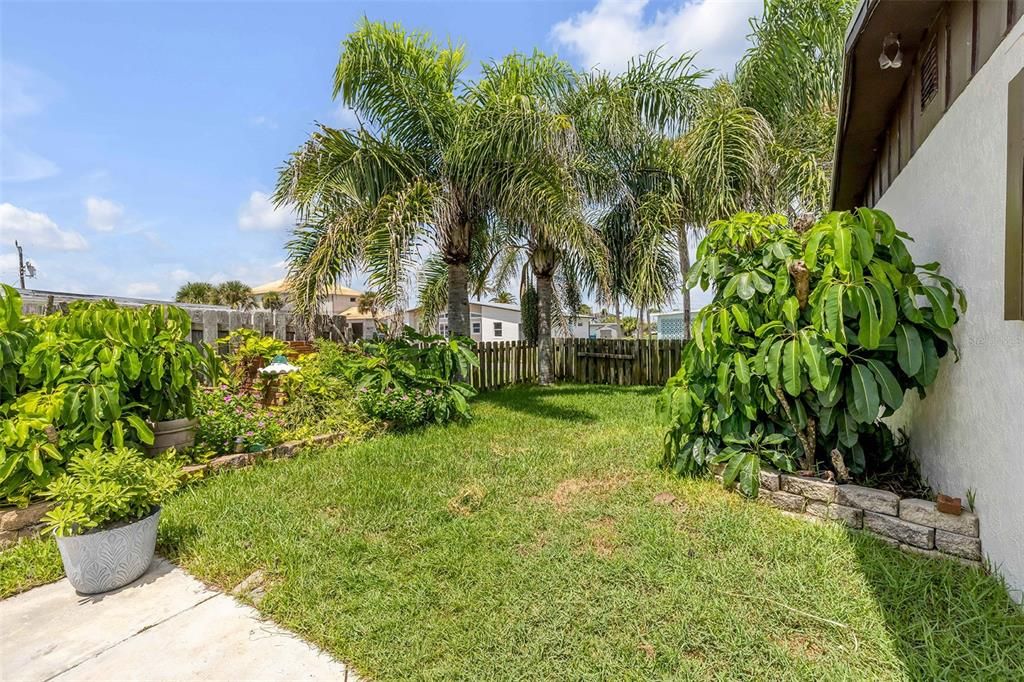 For Sale: $549,900 (3 beds, 2 baths, 1664 Square Feet)