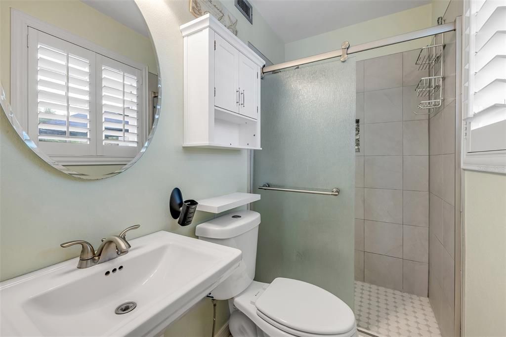 For Sale: $549,900 (3 beds, 2 baths, 1664 Square Feet)